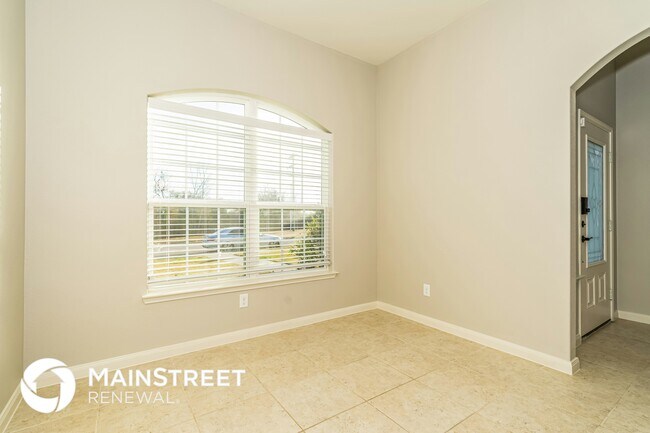 527 Shady Meadow Ln, Glenn Heights, TX 75154 - photo 5