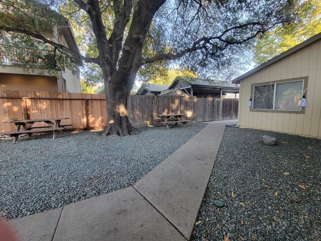 217 Tahoe Ave unit A, Roseville, CA 95678 - photo 2