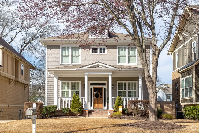 There are some colonial style homes in Home Park from the early years of Atlanta.