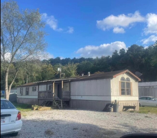 28 Rose St unit Lot 10 S, New Martinsville, WV 26155 - photo 2