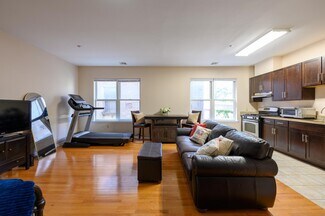 25 Duncan Ave, Jersey City, NJ 07304