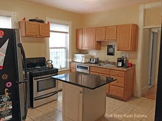 9 Buckingham St Unit 1, Boston, MA 02136