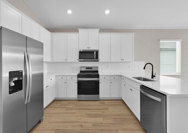 3910 Scots Mill Ln unit 36502702, Middleburg, FL 32068 - photo 5