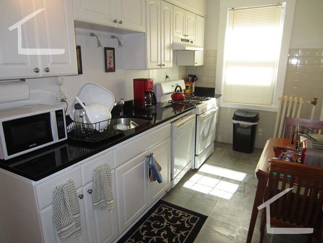 26 Chiswick Rd unit 2, Brighton, MA 02135 - photo 3