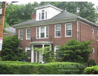 47 Algonquin Rd Unit 2, Chestnut Hill, MA 02467