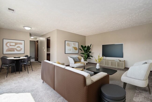 Omaha, NE Maple Ridge Apartments| Living