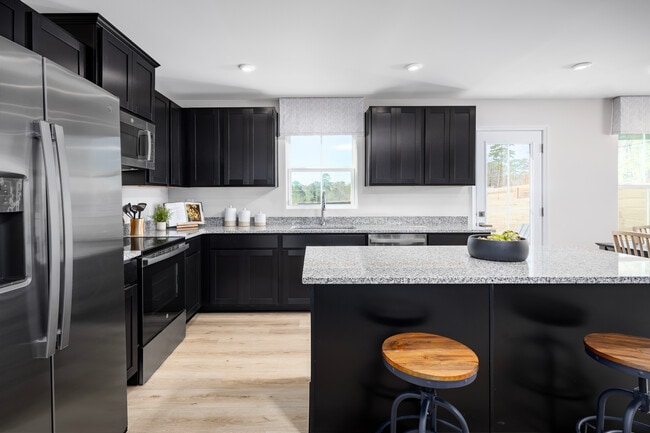 121 Basildon St unit 36142611, Lancaster, SC 29720 - photo 4