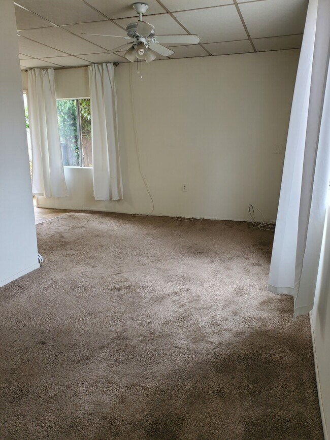 2418 32nd St unit GH, Santa Monica, CA 90405 - photo 7