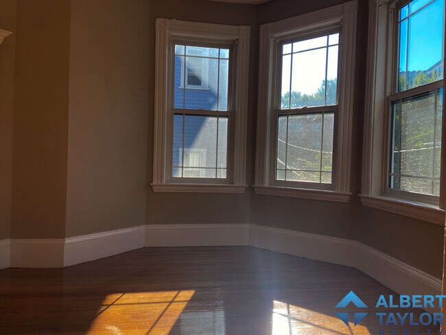 1 Parker Hill Terrace unit 1, Roxbury Crossing, MA 02120 - photo 4