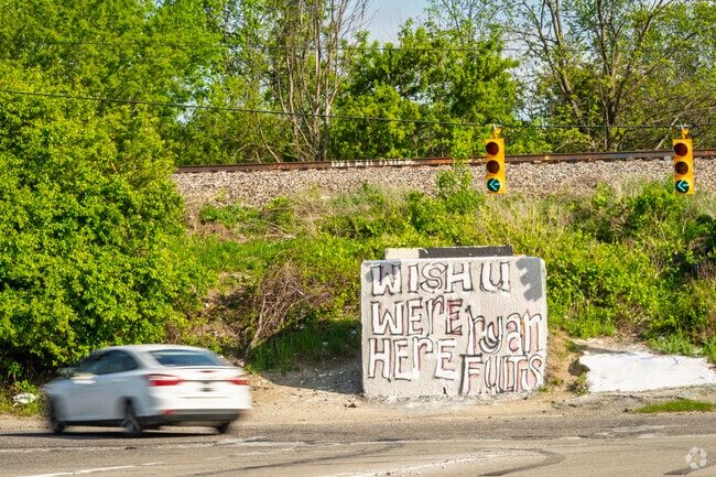 Westgate locals paint 