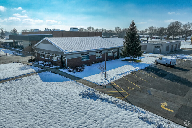 Plano CUSD 88 is located at the corner of hale and steward.