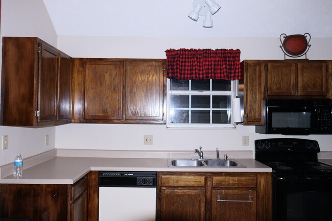 3924 Calumet Dr, Antioch, TN 37013 - photo 6