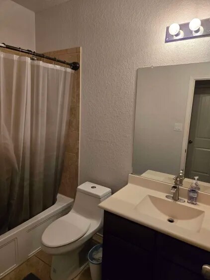 9835 Marbach Canyon, San Antonio, TX 78245 - photo 6