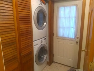 455 County Rd, Pocasset, MA 02559