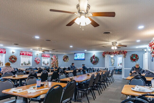 Helen's Restaurant has been providing meals to the community sine 1987 in Gainesboro.