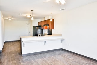 656 W Spring St, Lima, OH 45801