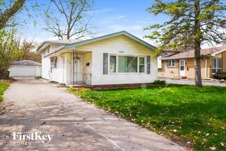 17922 Rose St, Lansing, IL 60438