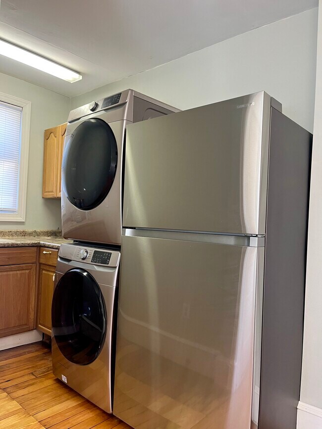 173 Bluff Ave unit First Floor, Cranston, RI 02905 - photo 7