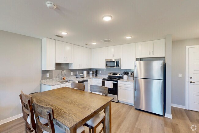 Avenue 6 - Luxury Apartments Downtown Huntsville South, Huntsville, AL 35805 - photo 2