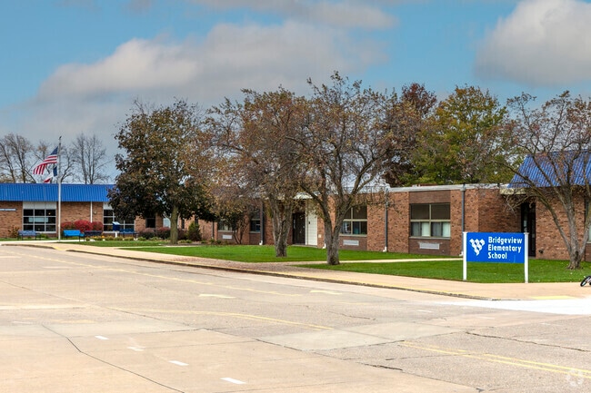 The Bridgeview Elementary School near Stoney Creek.