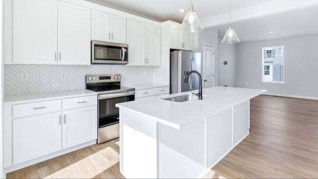 209 Monteith Dr, Winchester, VA 22601 - photo 7