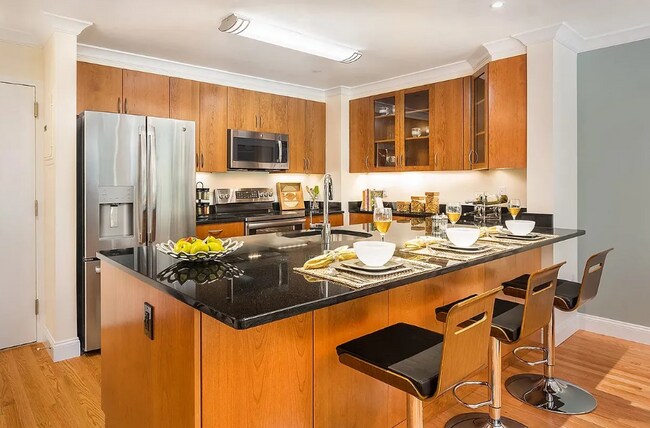 1431 Beacon St unit 202, Brookline, MA 02446 - photo 3