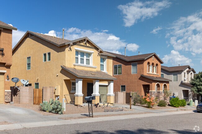 Lakeside Park features properties ranging from Ranch-style builds to two-story family homes.