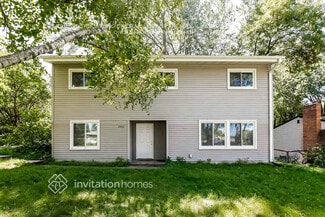 2442 Jansen Ave, White Bear Lake, MN 55110