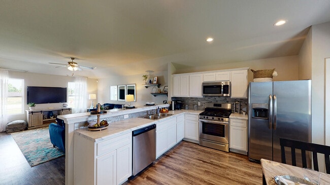 7924 S 290th E Ave, Broken Arrow, OK 74014 - photo 3