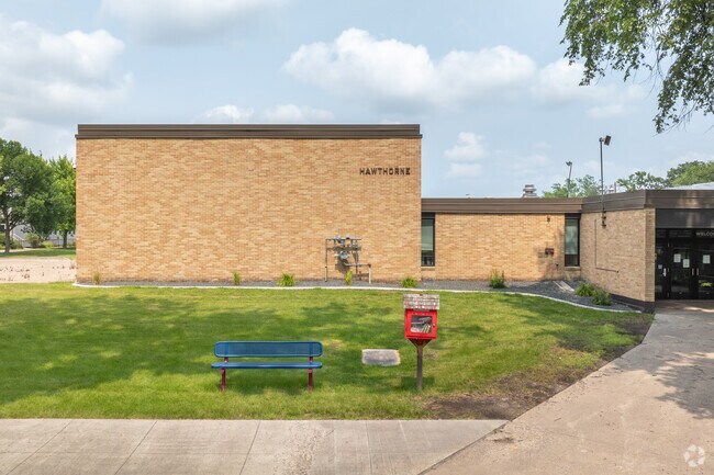 Hawthorne Elementary serves students from kindergarten through 5th grade.