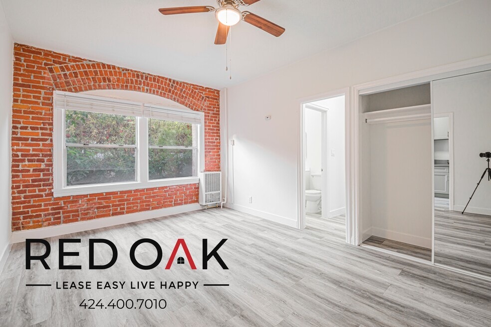 147 S Normandie Ave unit 109, Los Angeles, CA 90004 - photo 1