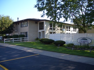 8801 Schneider Ave Unit 10, Highland, IN 46322