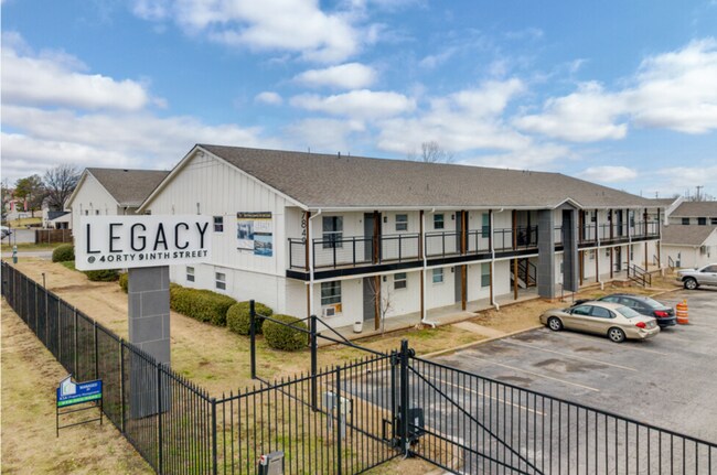 LEGACY @49th, Tulsa, OK 74145 - photo 7