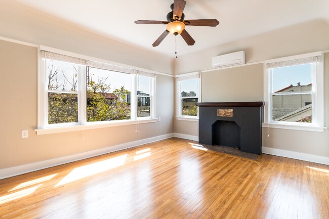 3814 Centre St unit 4, San Diego, CA 92103 - photo 2