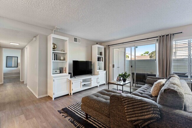 IMT Sorrento Valley, San Diego, CA 92126 - photo 3