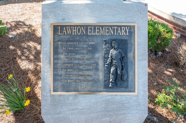 Elvis attended Lawhon Elementary School for the 5th grade.