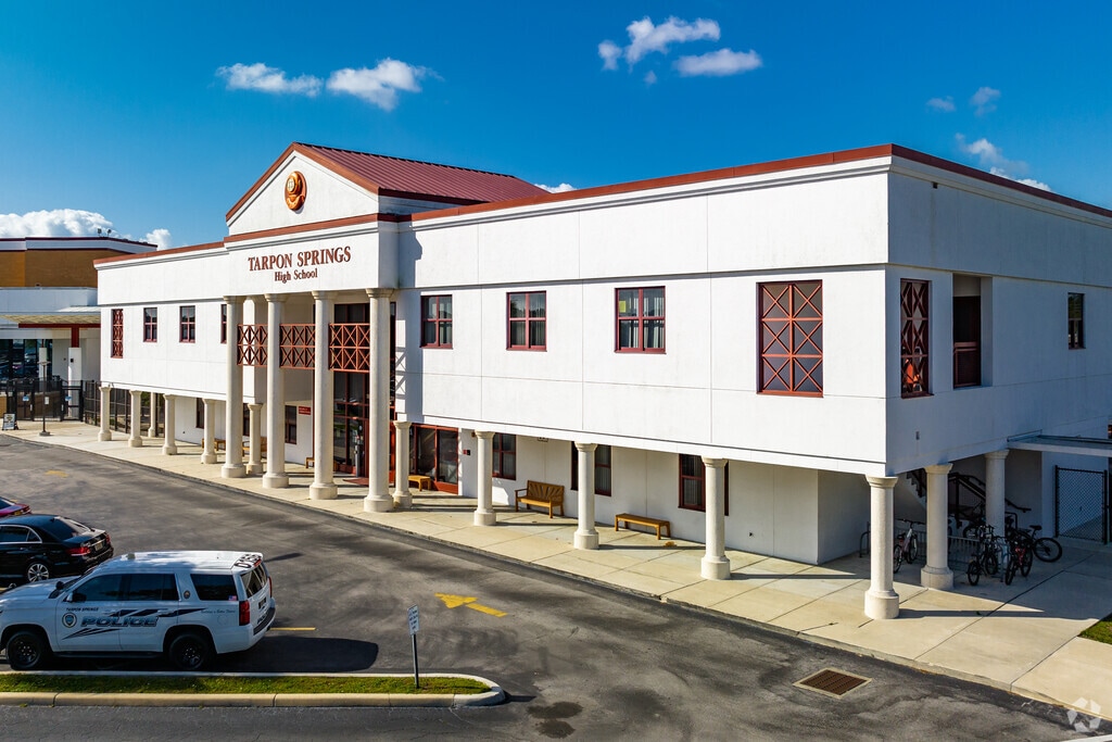 Tarpon Springs High School has been a top rated high school for over 10 years.