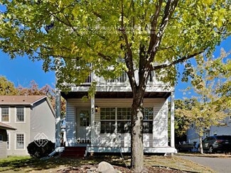 85 Grove St, Saint Paul, MN 55115