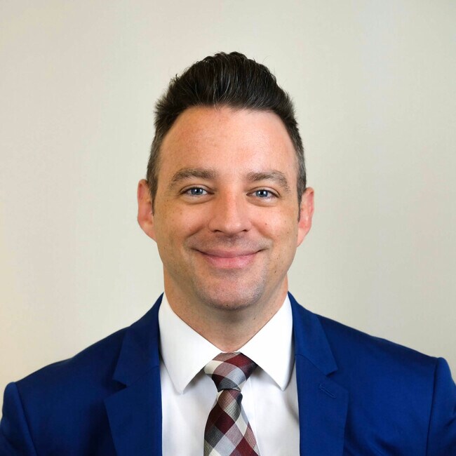 Agent Photo