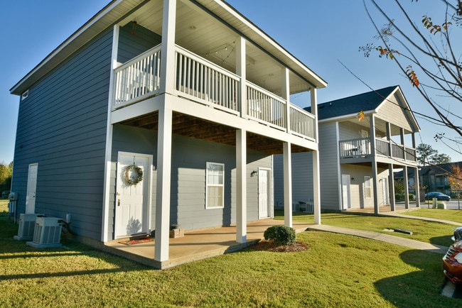 Savannah Square, Auburn, AL 36832 - photo 4