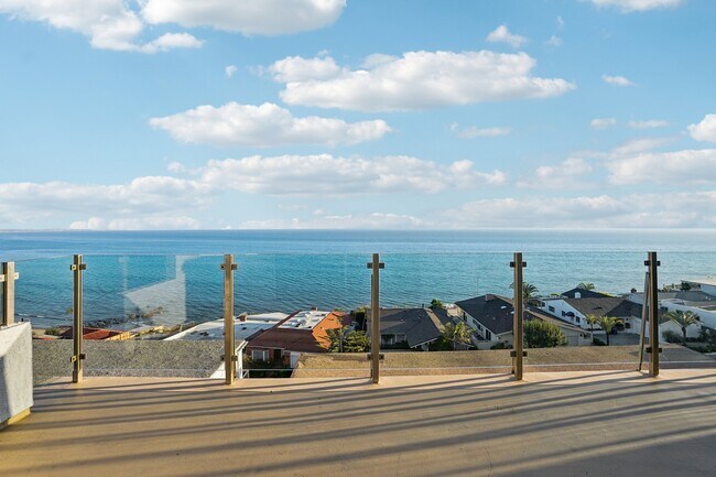 18203 Coastline Dr unit 7, Malibu, CA 90265 - photo 4
