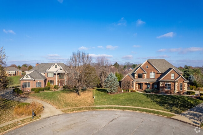 Modern contemporary homes make up most of the developments in Keene-Dixon Town.