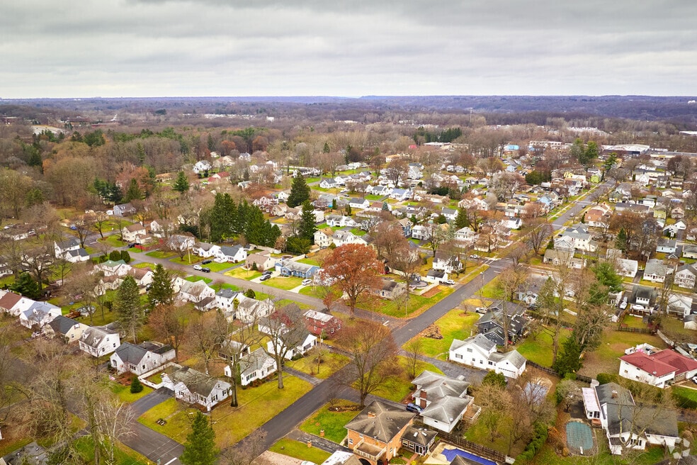 Neighborhood_East Rochester_V2_121823.mp4