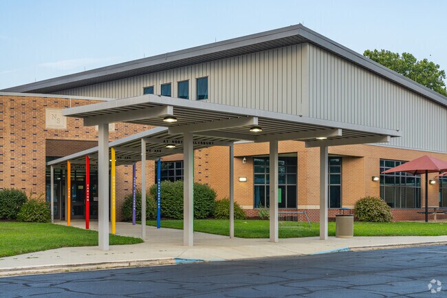 North Salisbury Elementary School has 505 students in grades 3-5.