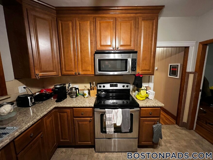 78-80 Frederick Ave unit 2, Medford, MA 02155 - photo 1