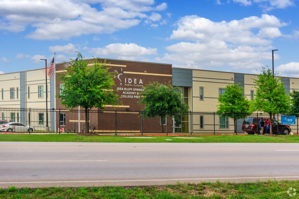 Idea Bluff Springs is a charter school found in Bluff Springs.