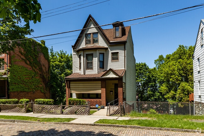 The Upper Hill has classic architecture that appeals to everyone.