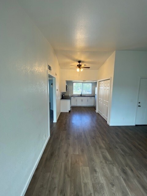 10808 N 16th Ave unit 3, Phoenix, AZ 85029 - photo 4
