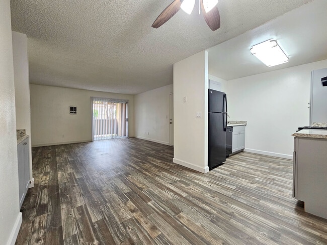 Valley View Apartments, Oceanside, CA 92057 - photo 5