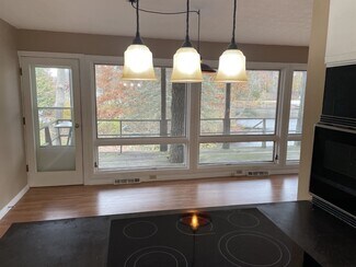 4335-4335 Ormond Dr, Akron, OH 44319